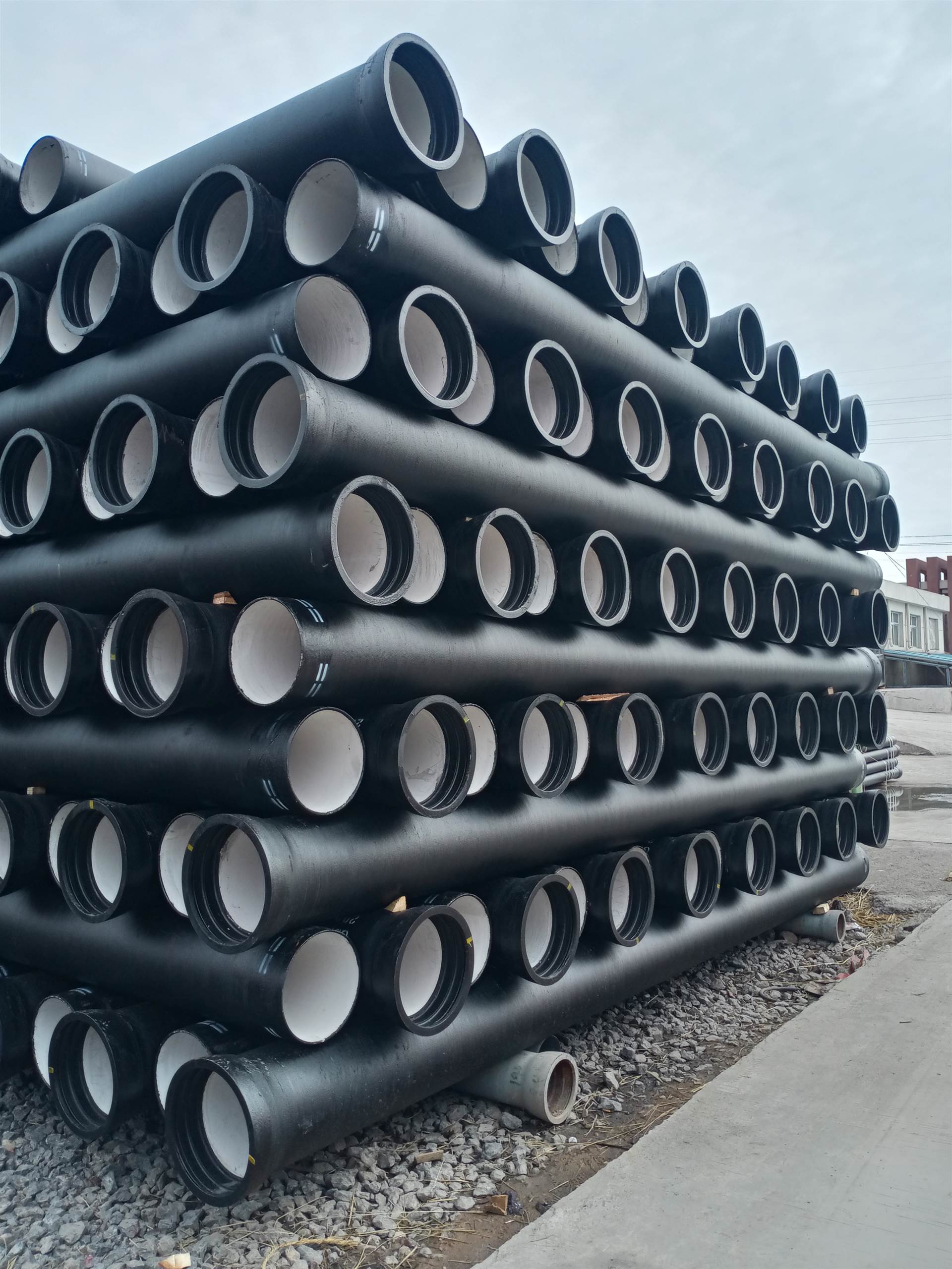 Ống sắt dẻo: Giải pháp đáng tin cậy cho hệ thống sưởi ấm hiện đại